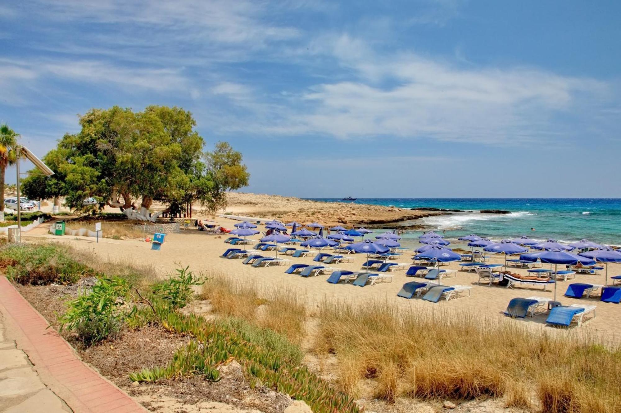 Beachfront Luxury Villa Idania Ayia Napa Exterior photo